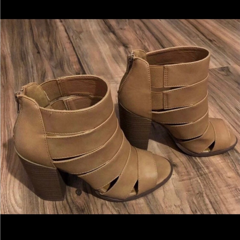 Brown strap open toe booties size 6